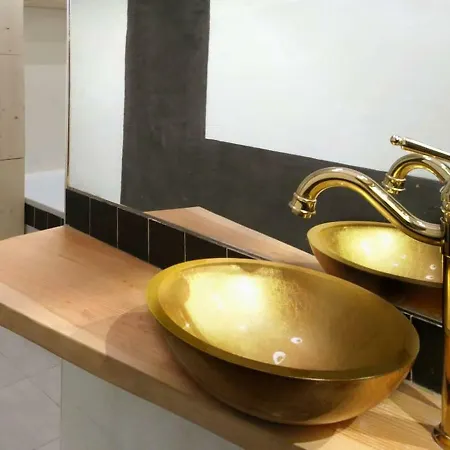 Апартаменты Ugo Art Lodge Classic Больцано